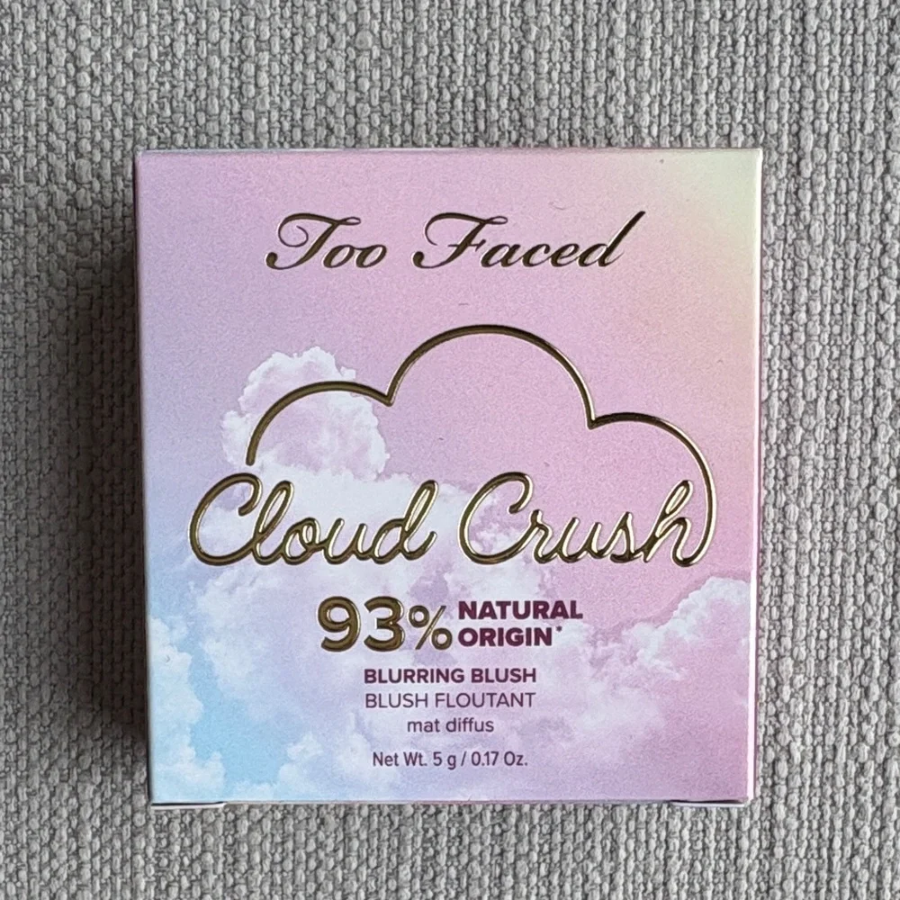Too Faced Cloud Crush Blurring Blush - berry dreamy